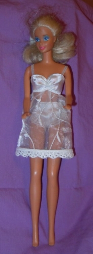 Barbie Pattern: Lingerie with night gown