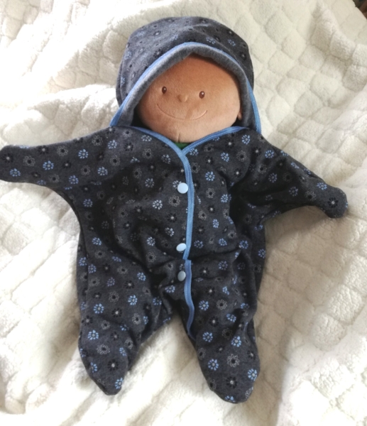 Sewing package for a sleeping bag in star shape for dolls