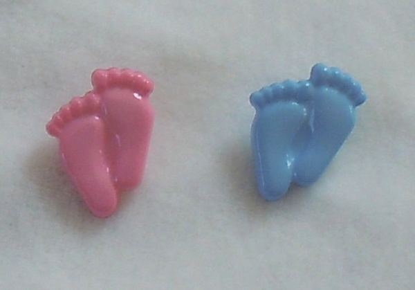 Bouton "pieds bébé"